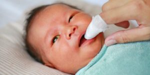Sai lầm khi chăm sóc trẻ