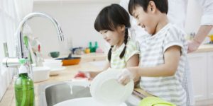 Rèn luyện thói quen và hành vi cho trẻ ngay từ nhỏ