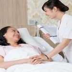 Chuẩn bị cho bệnh nhân xuất viện: Chia sẻ từ Nhật Bản